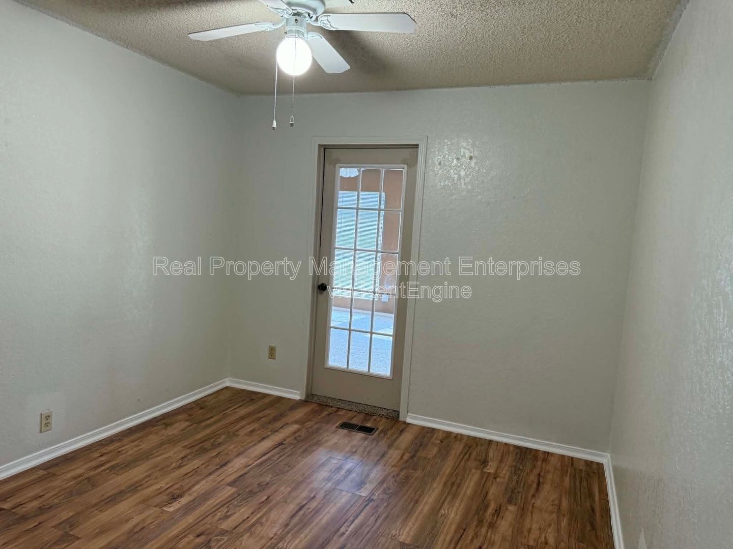Gallery Image 33