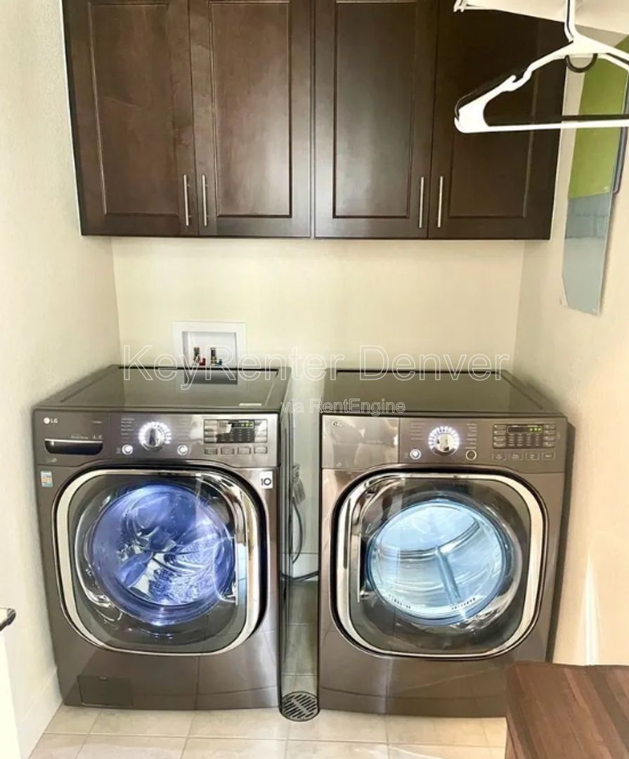 Gallery Image 17