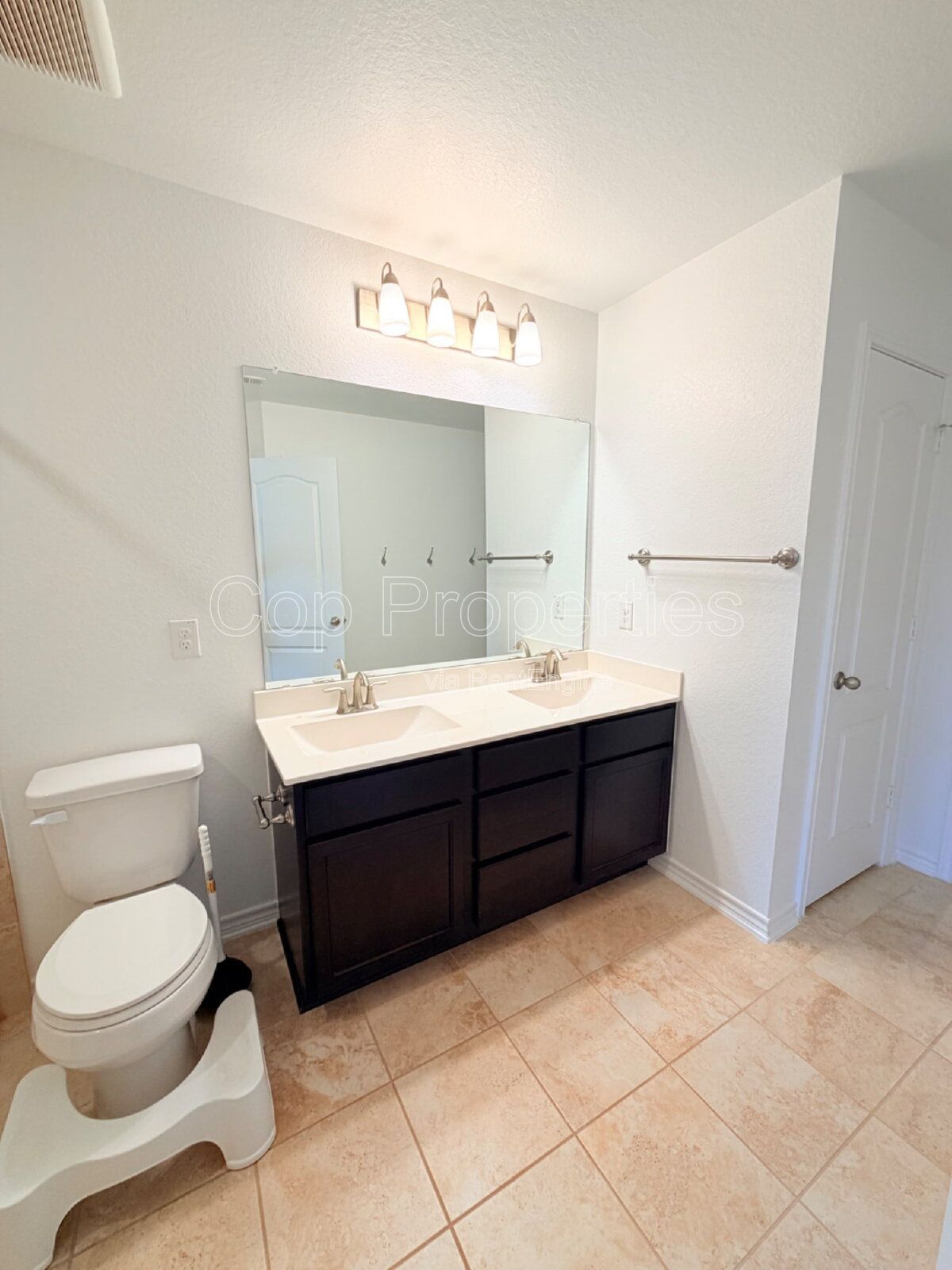 Gallery Image 19