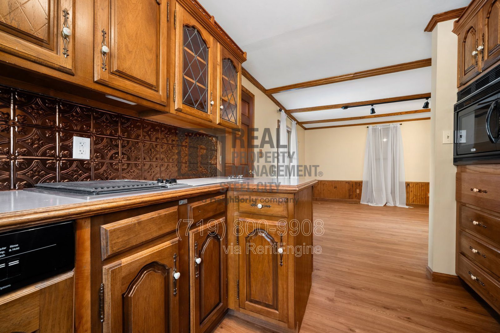 Gallery Image 13