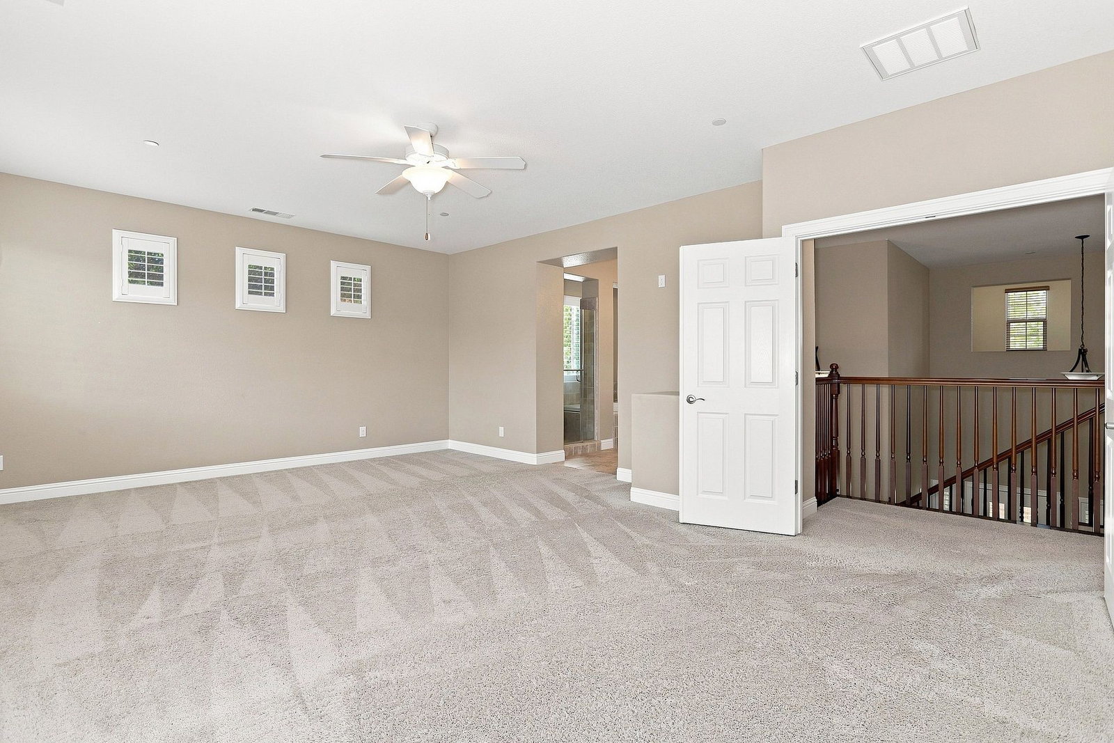 Gallery Image 16
