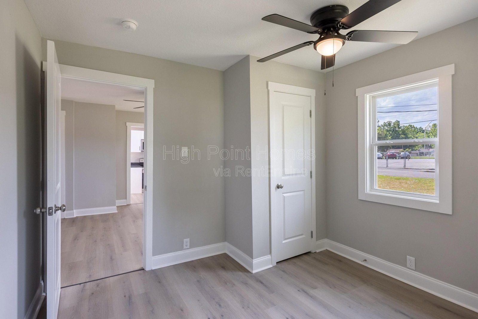 Gallery Image 16