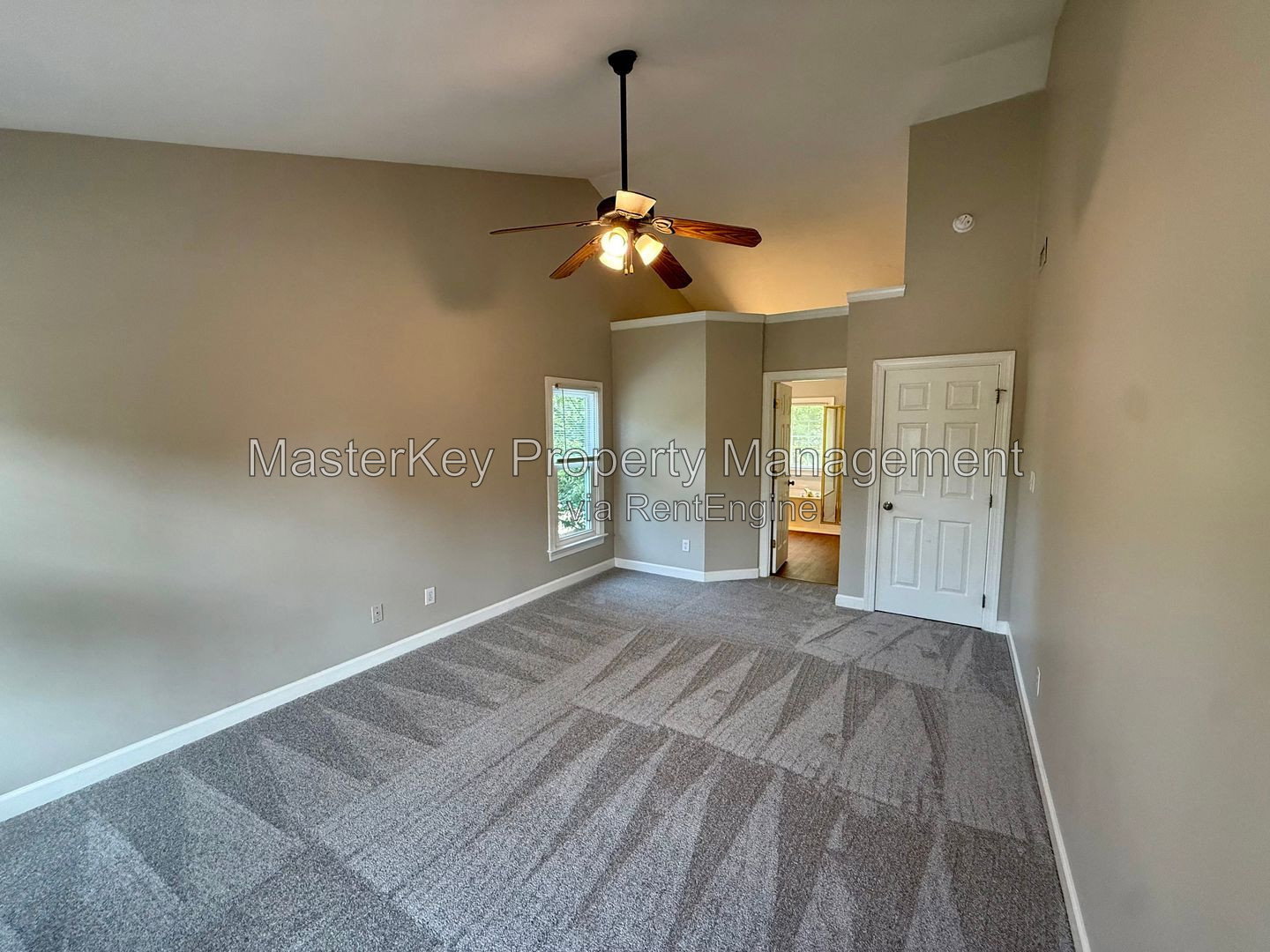 Gallery Image 16