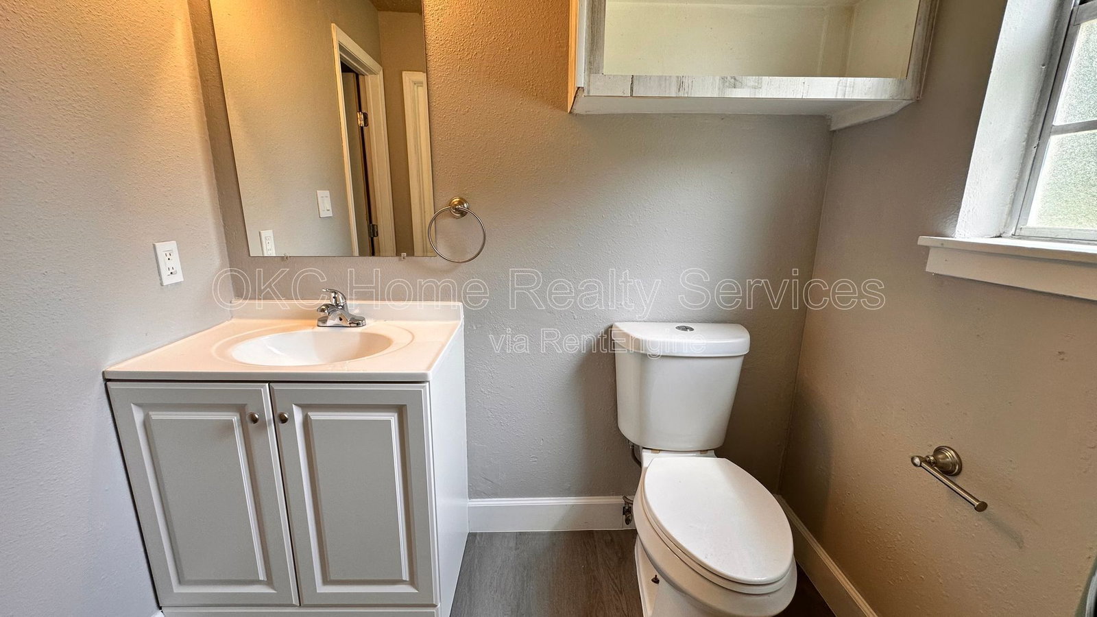 Gallery Image 19