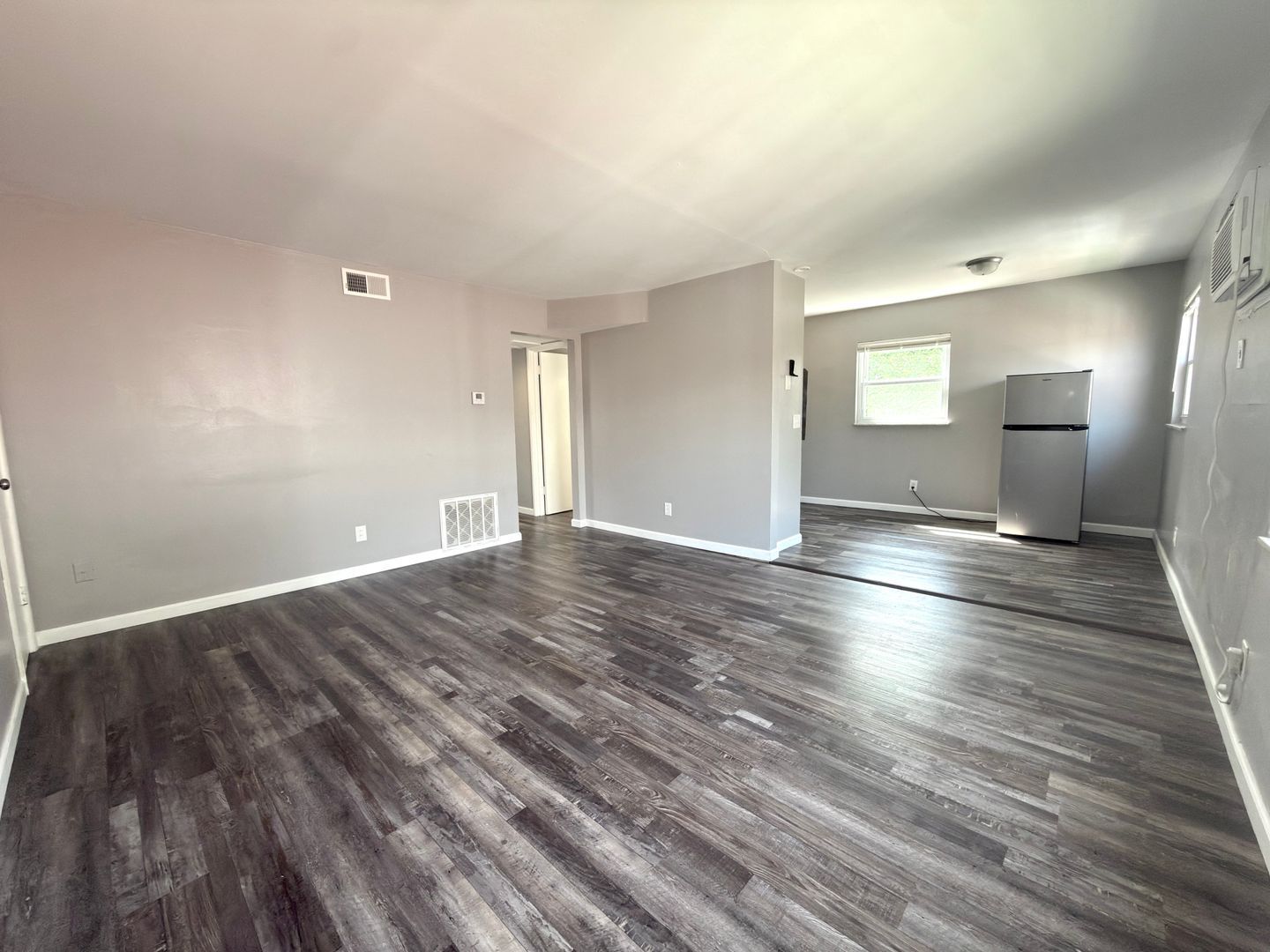 Gallery Image 0