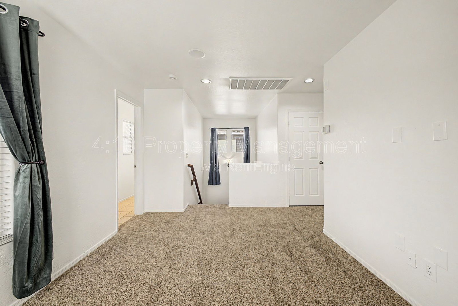 Gallery Image 18