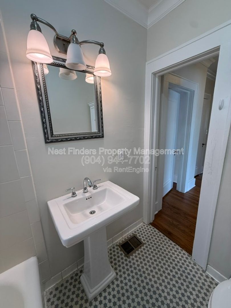 Gallery Image 20