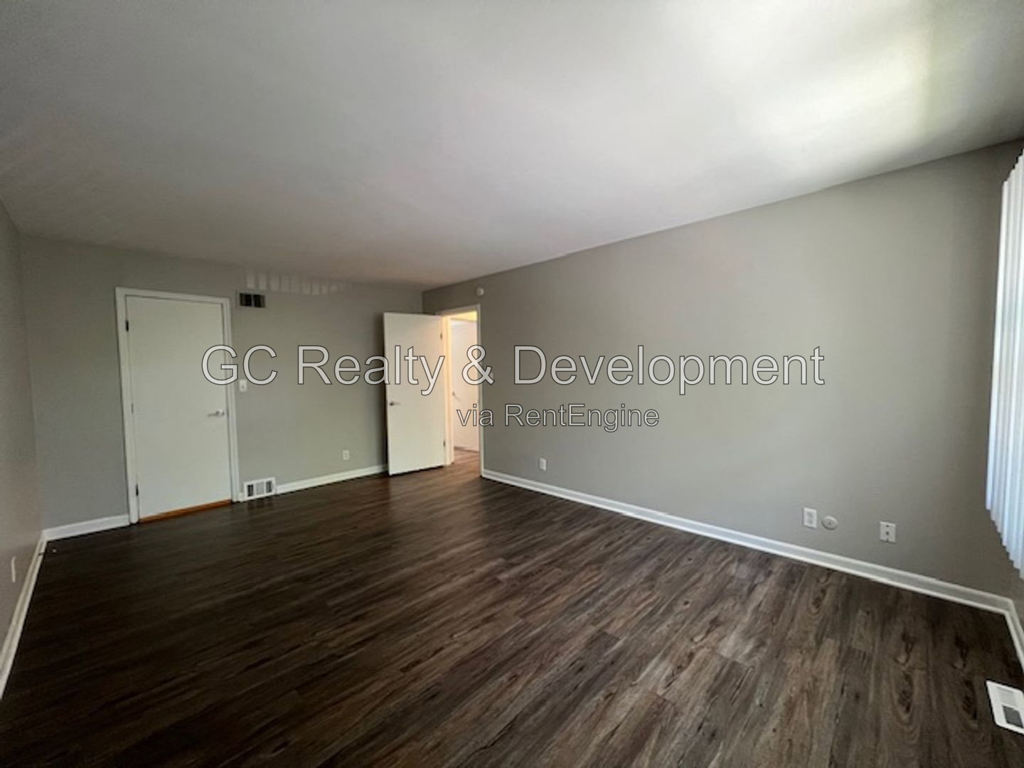 Gallery Image 16