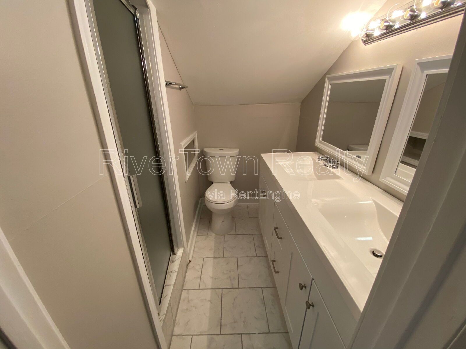 Gallery Image 0