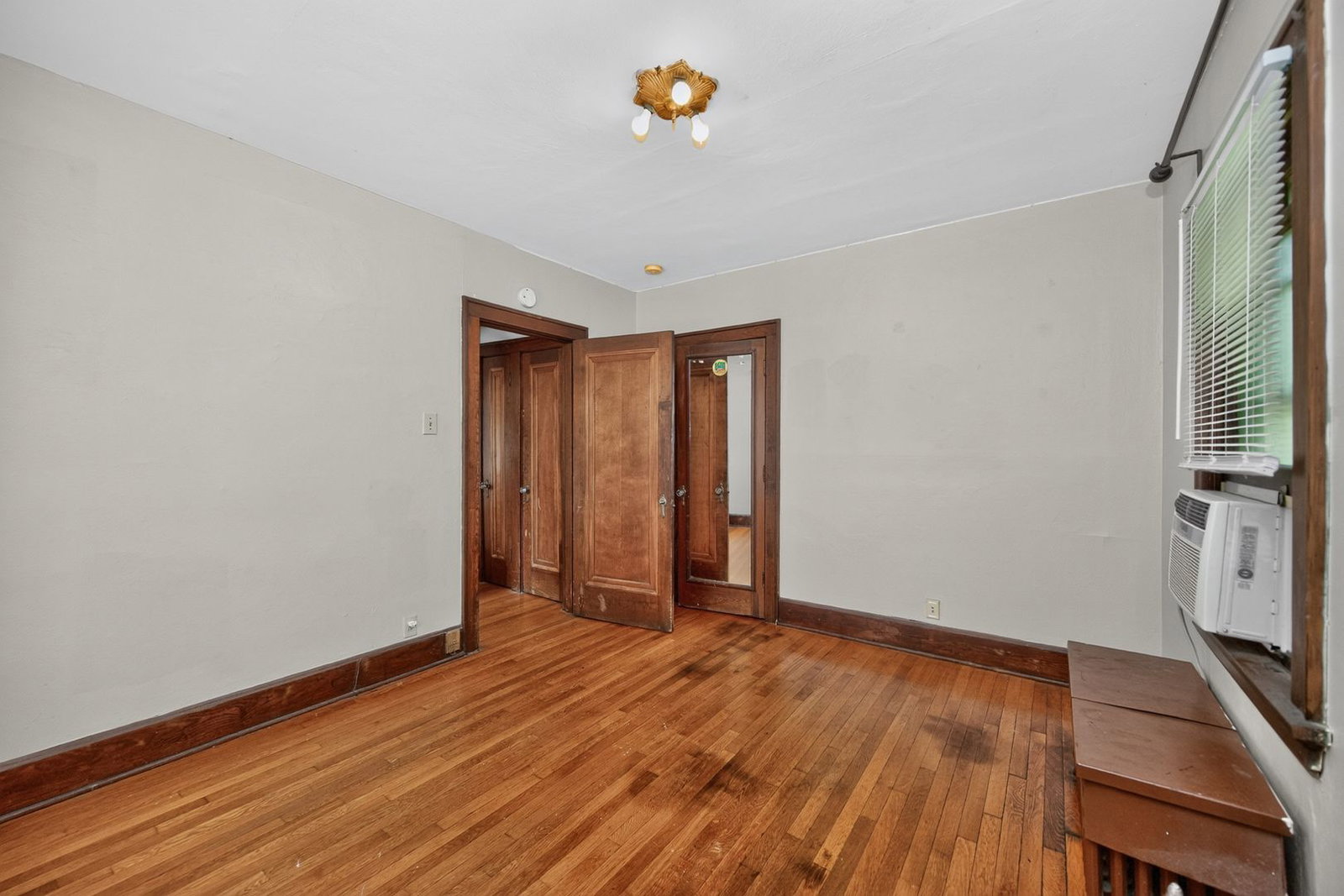 Gallery Image 13