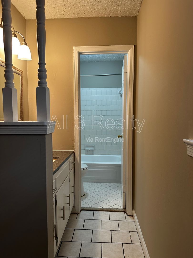 Gallery Image 25
