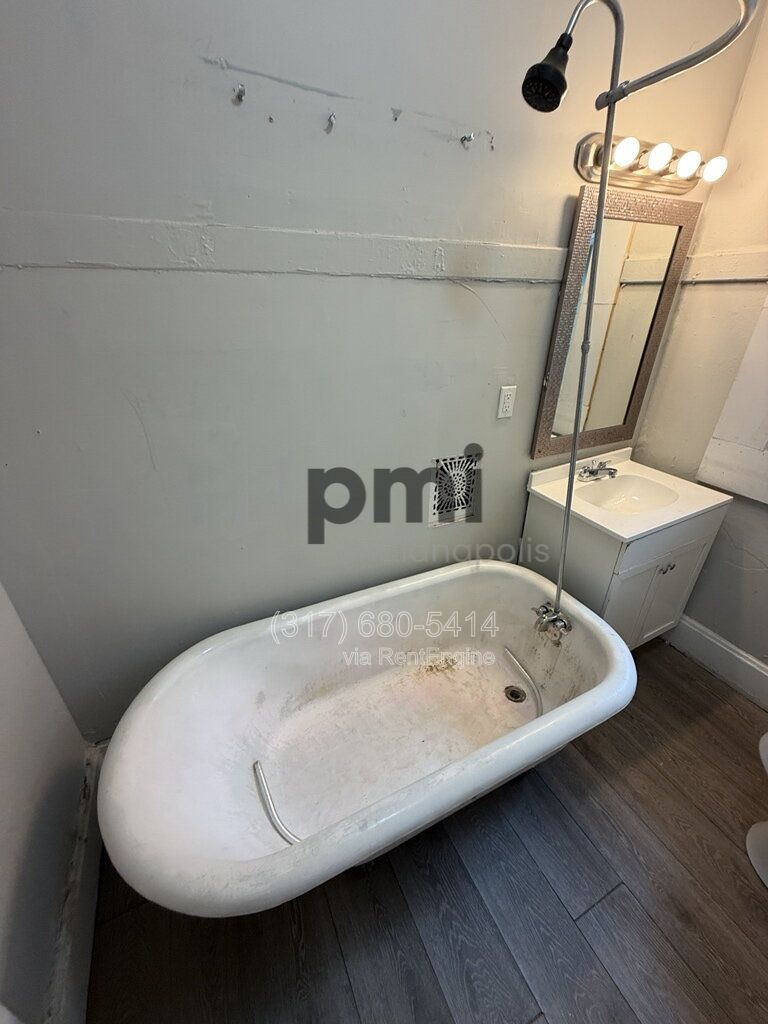 Gallery Image 14