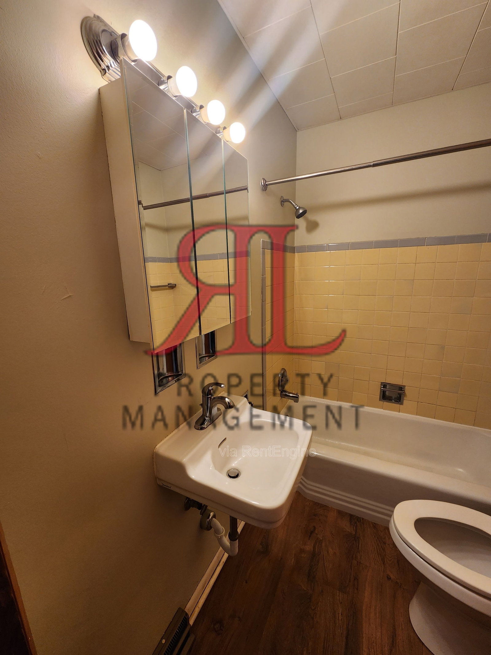 Gallery Image 16