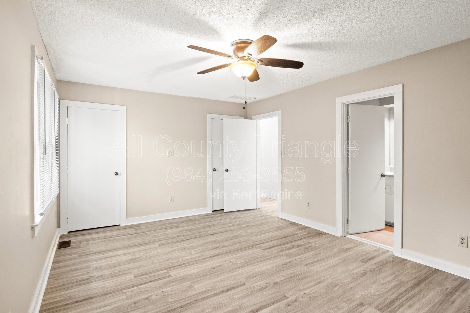 Gallery Image 22
