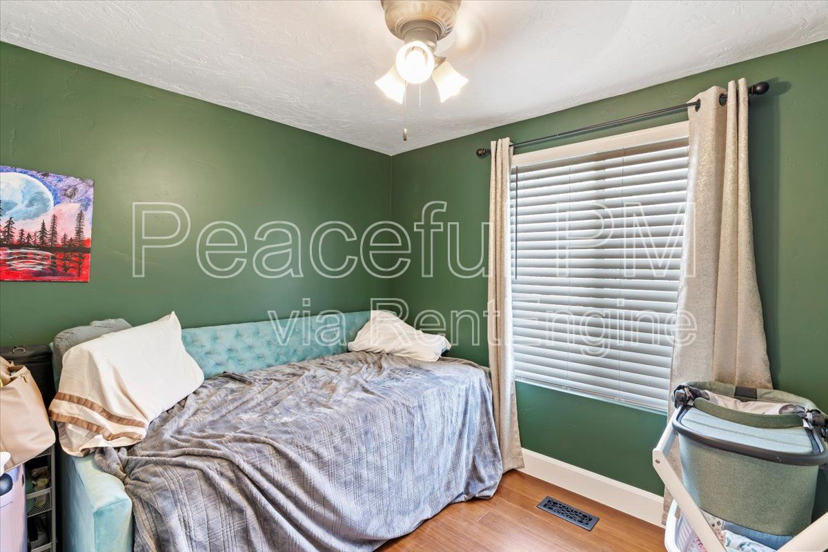 Gallery Image 20