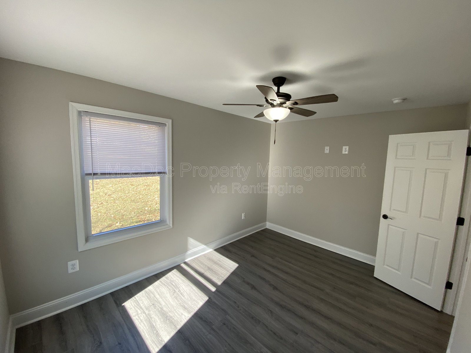 Gallery Image 34