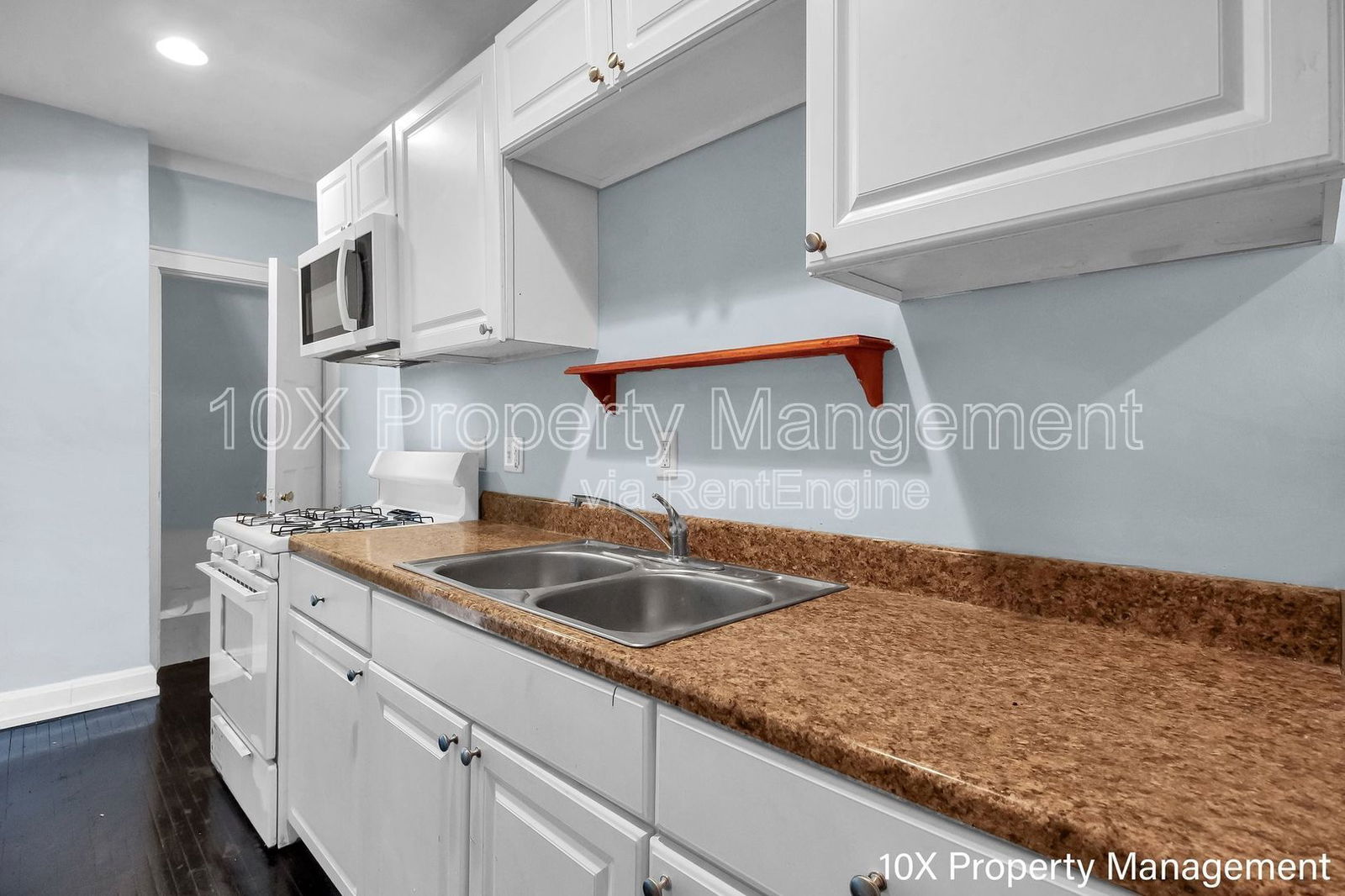 Gallery Image 13