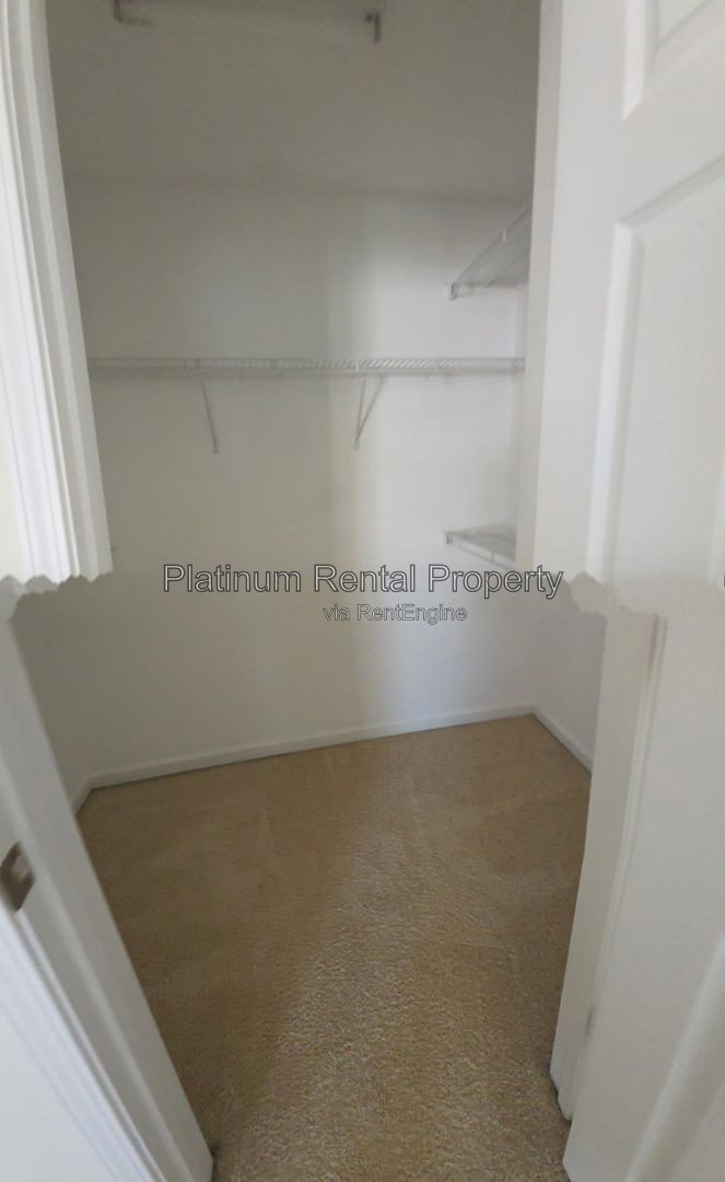 Gallery Image 73
