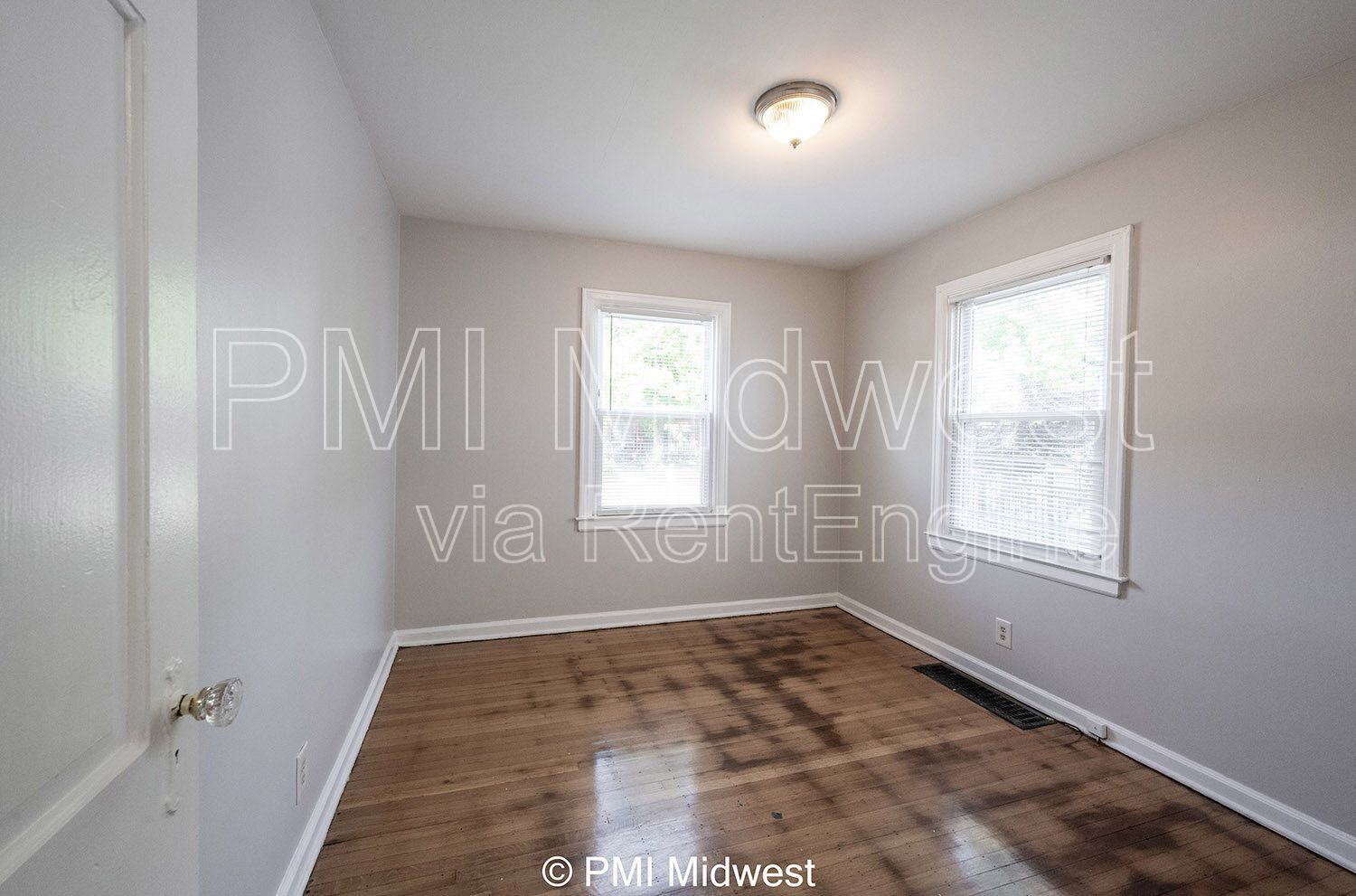Gallery Image 18