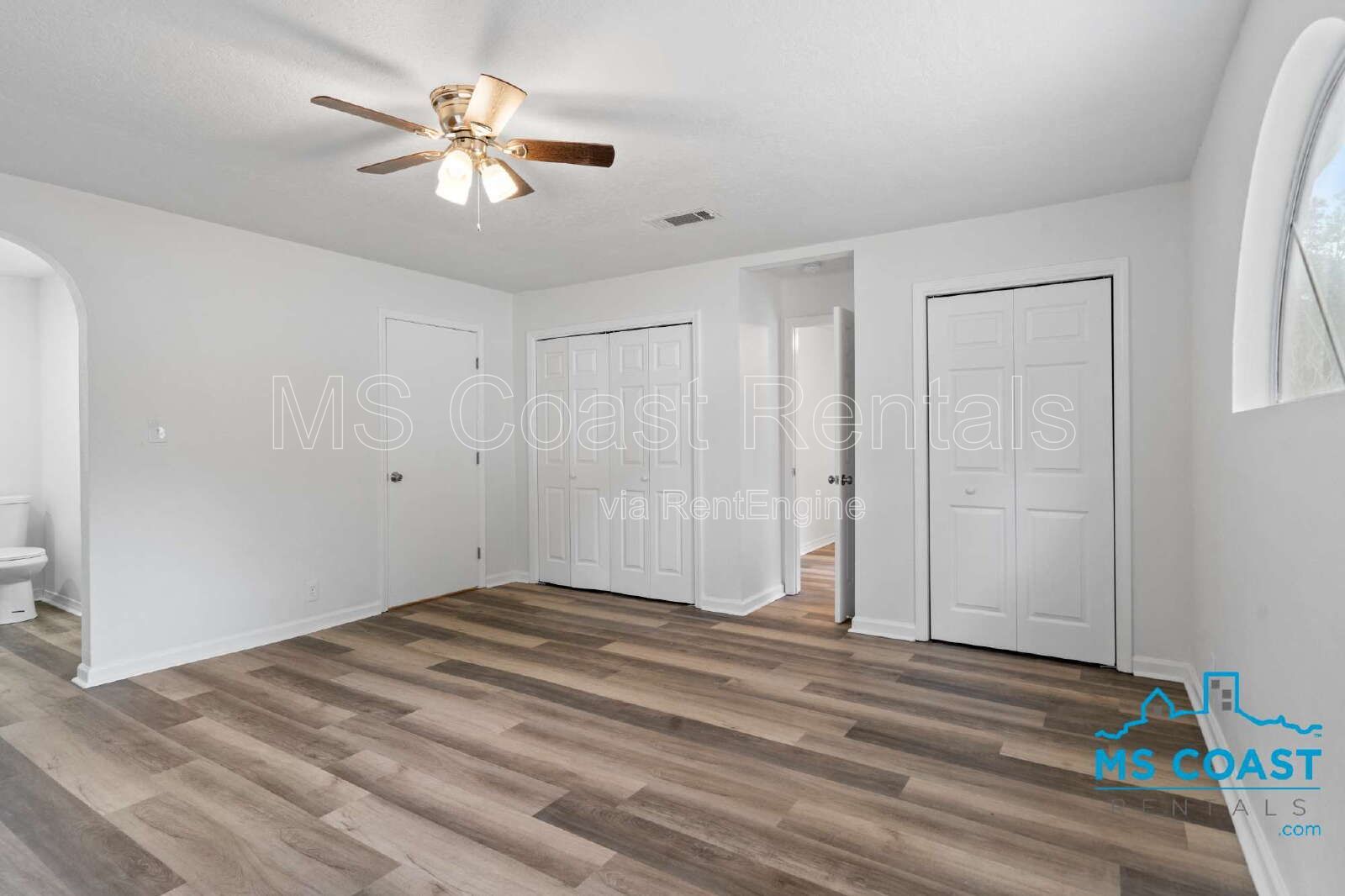 Gallery Image 14