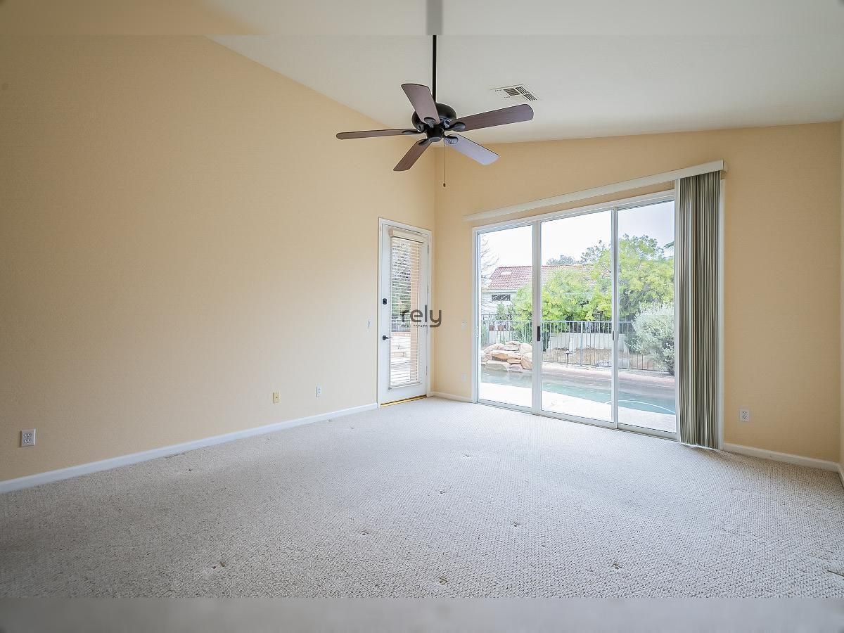 Gallery Image 25