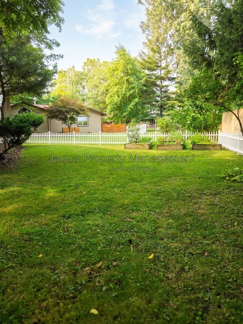 Gallery Image 14