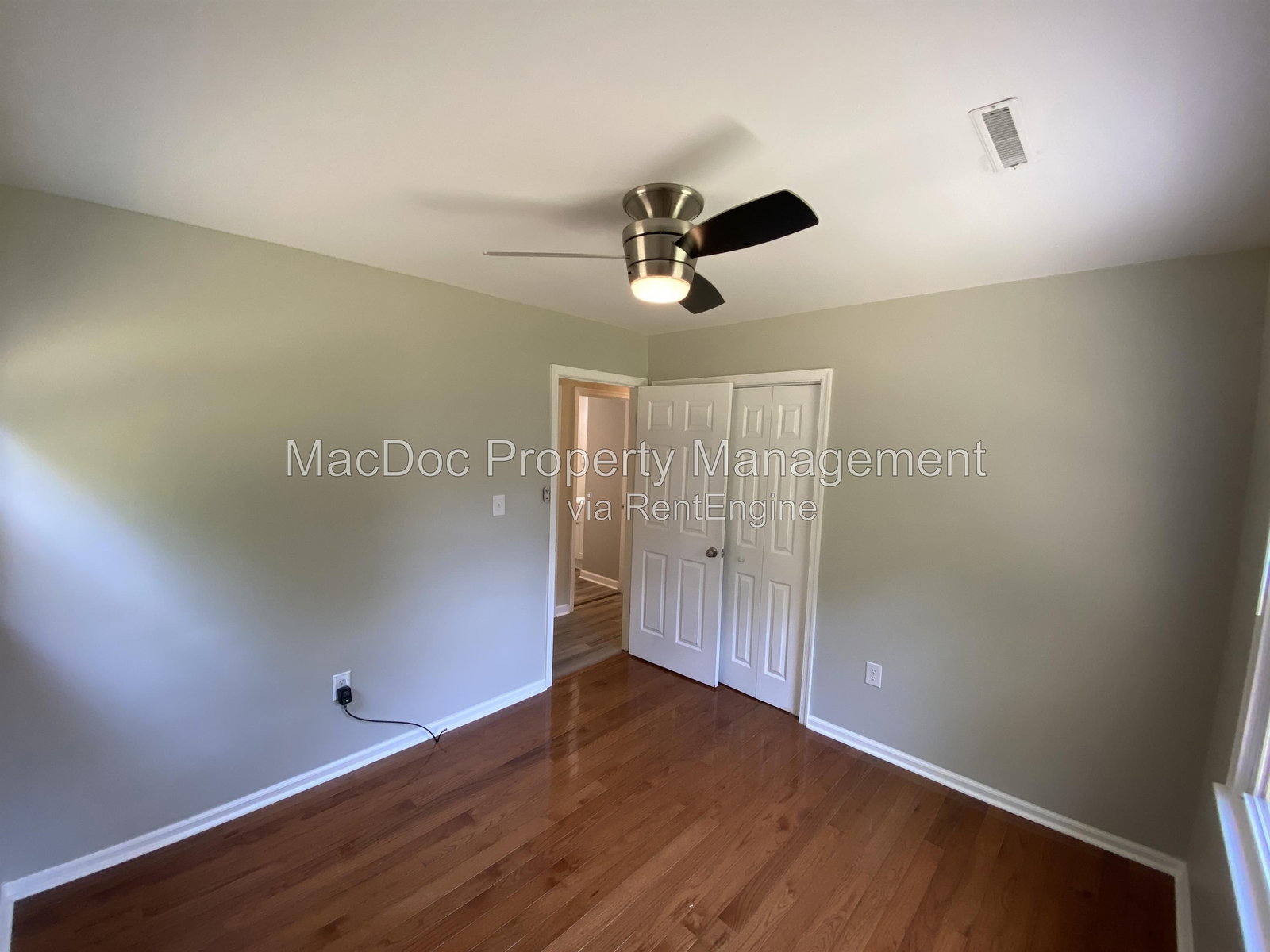 Gallery Image 19
