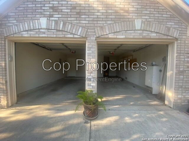 Gallery Image 17