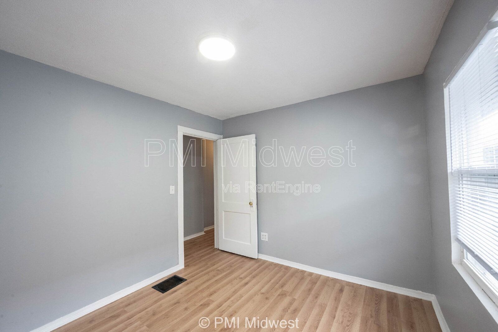 Gallery Image 19