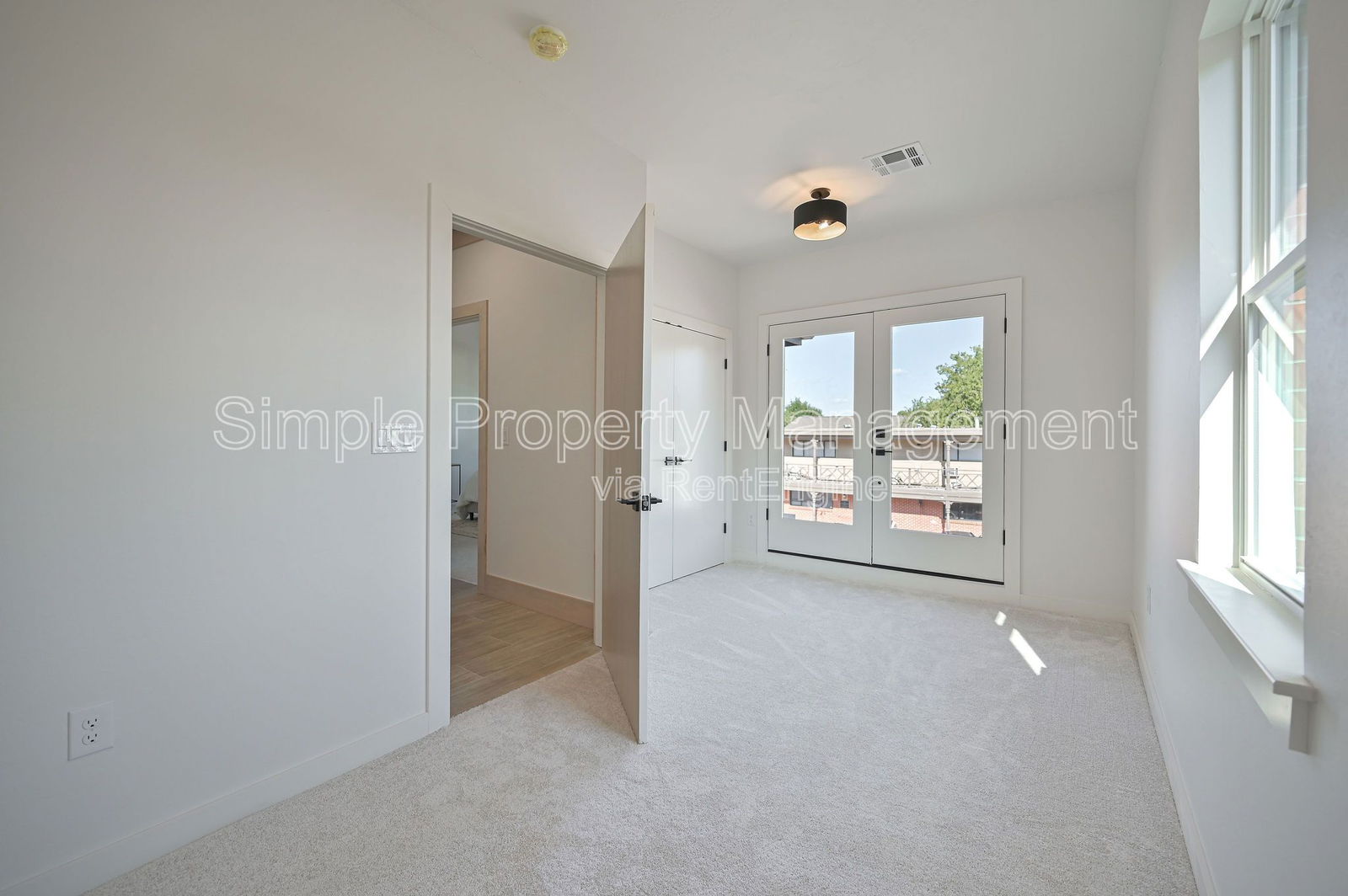 Gallery Image 31