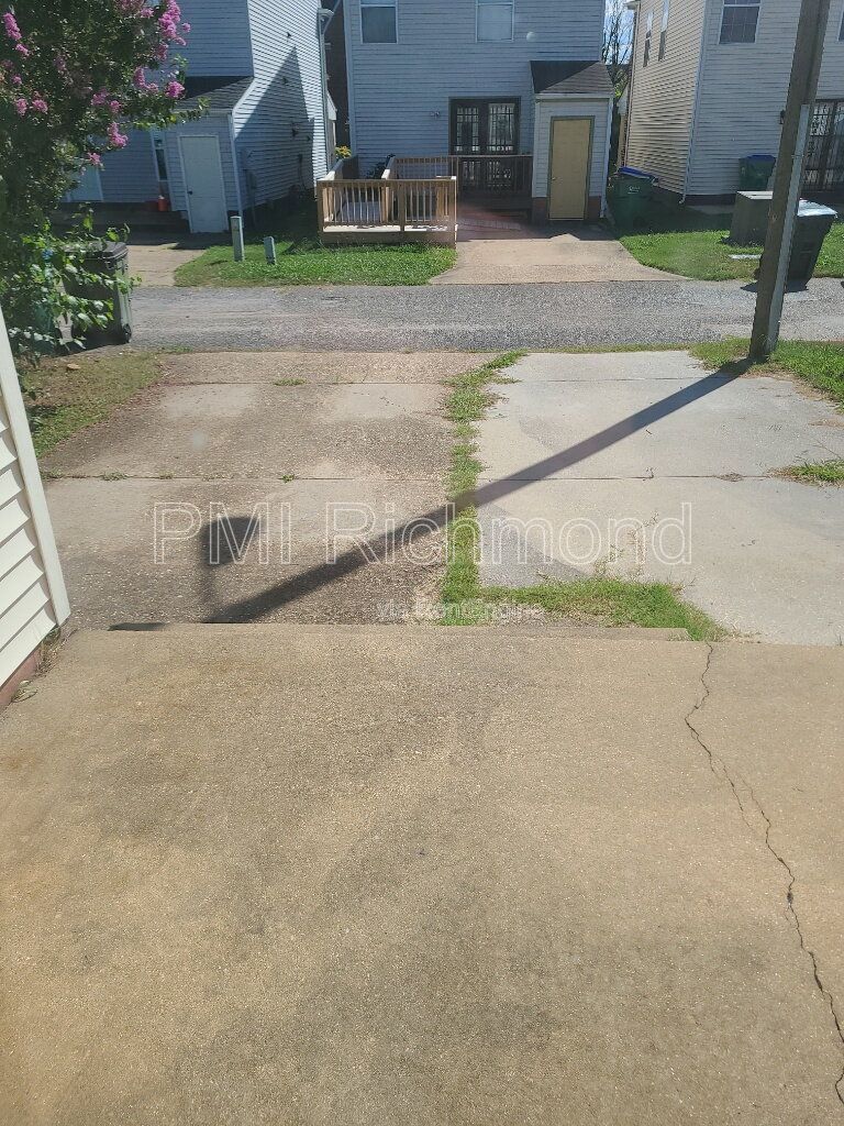 Gallery Image 17