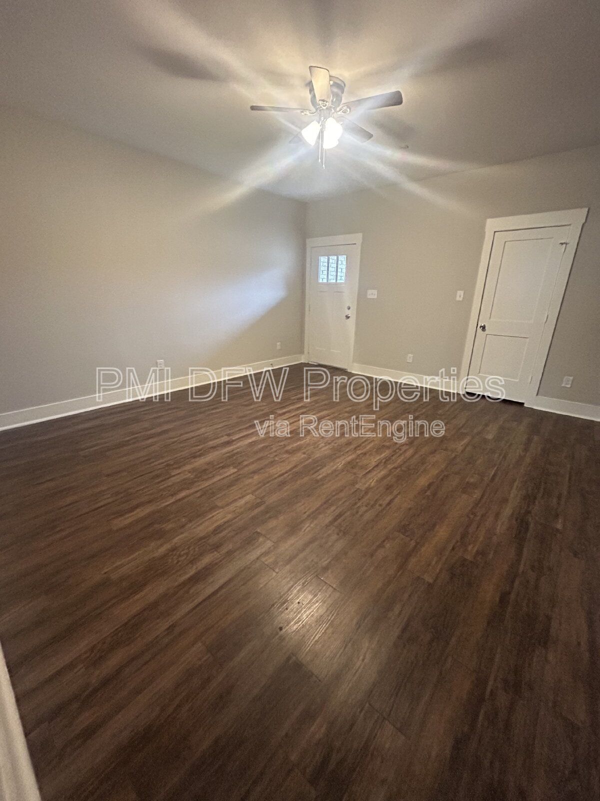 Gallery Image 18
