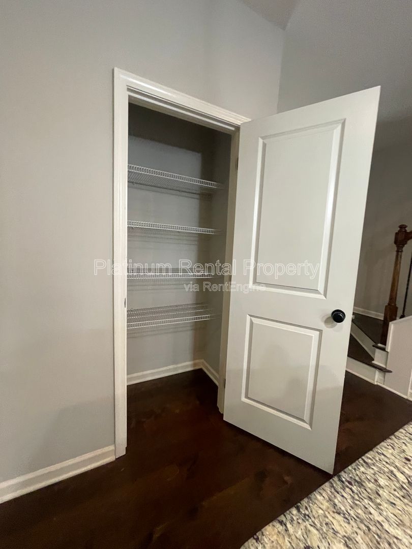 Gallery Image 13