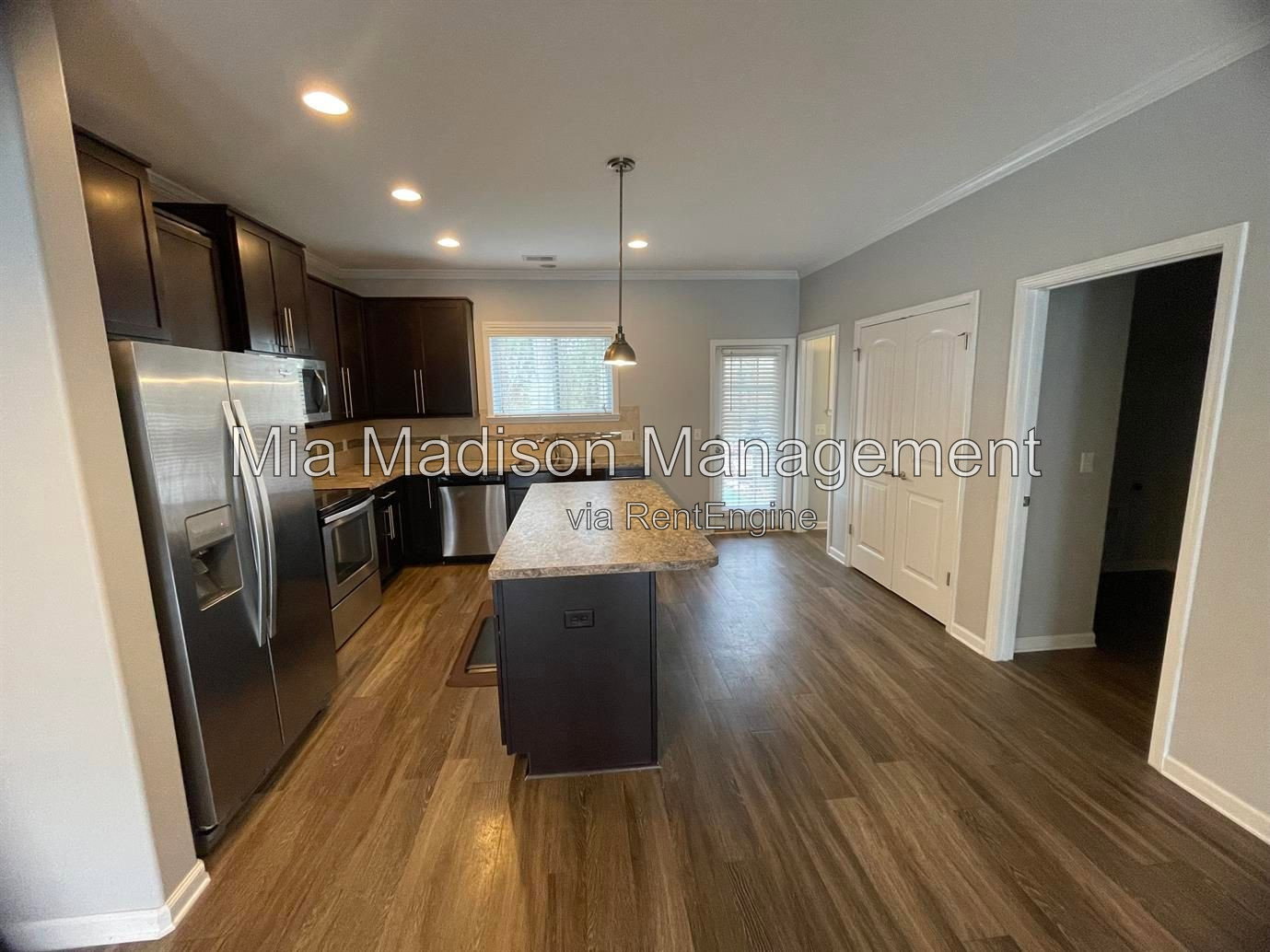 Gallery Image 15