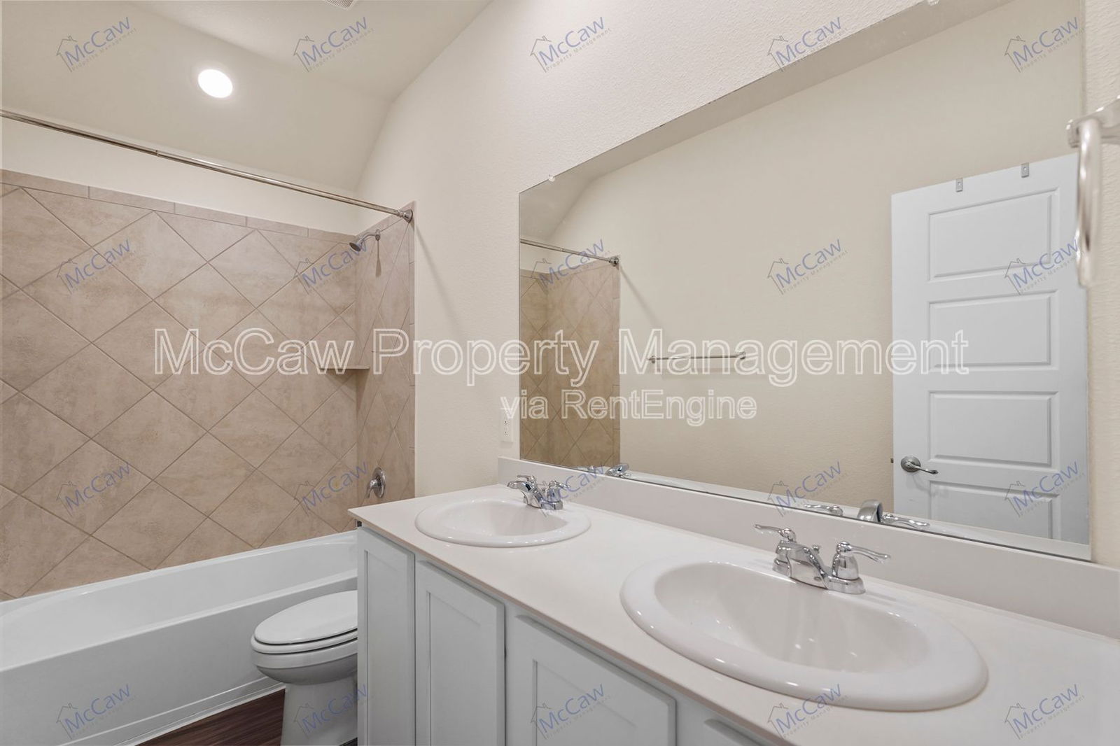 Gallery Image 16