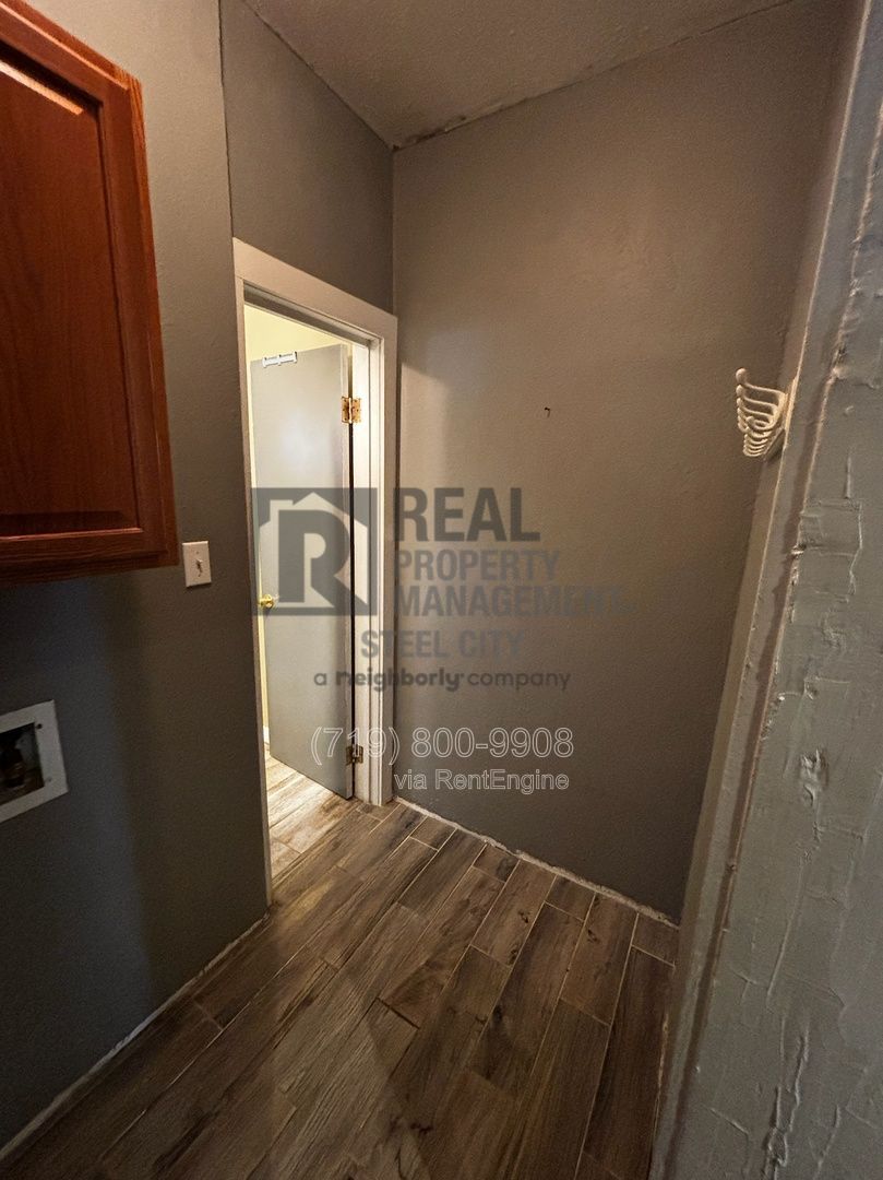 Gallery Image 18