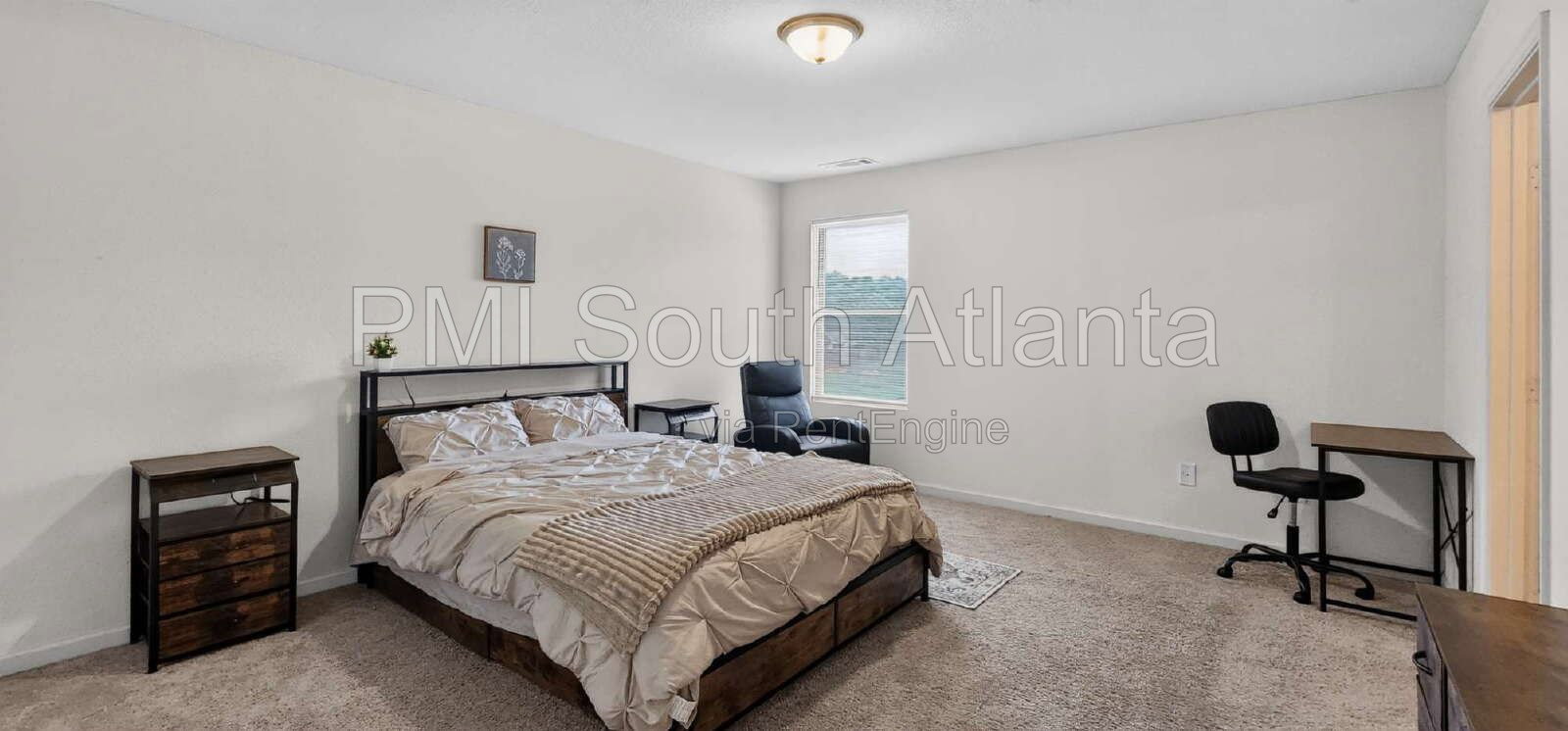 Gallery Image 0