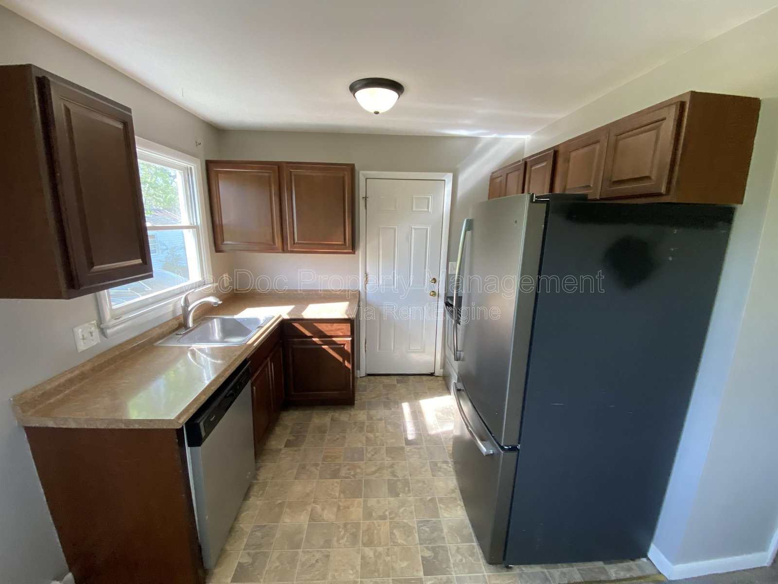 Gallery Image 16