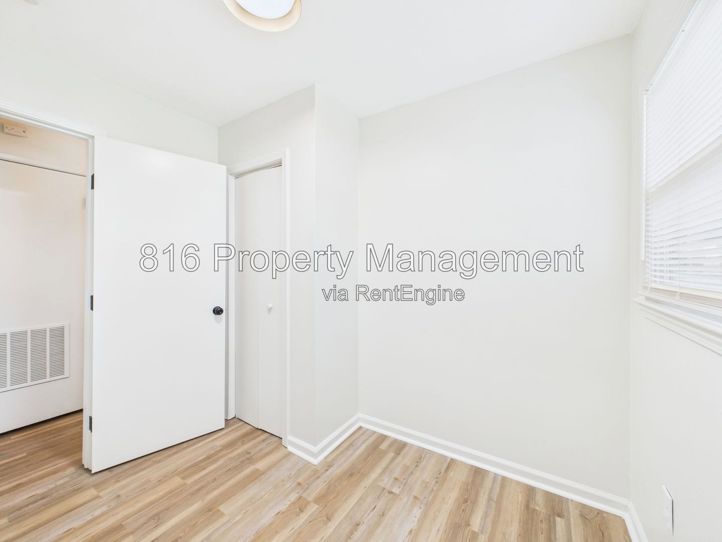 Gallery Image 18