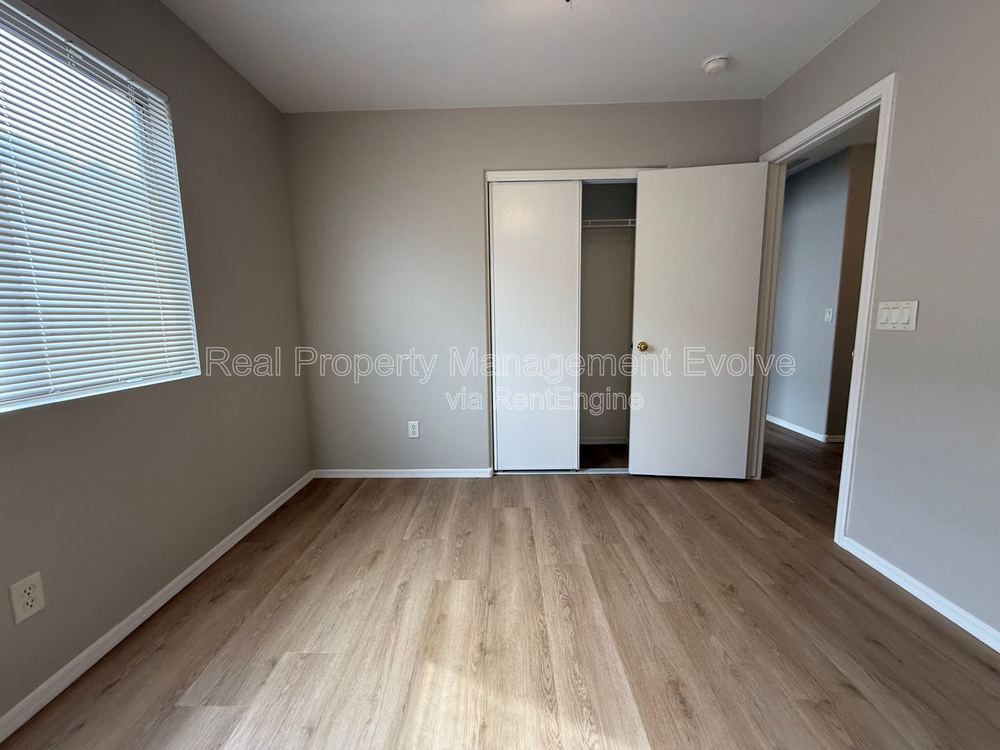 Gallery Image 19