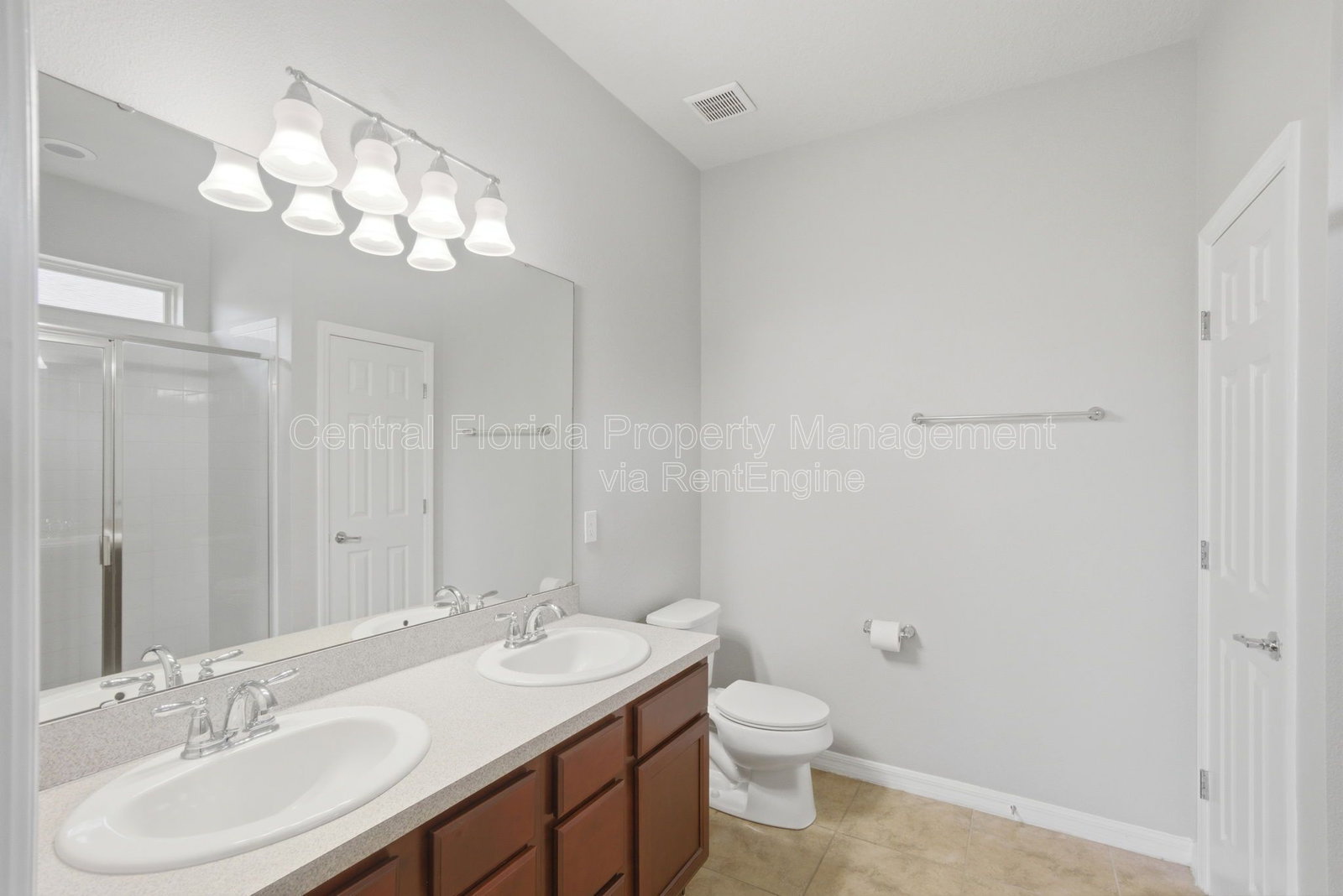 Gallery Image 38