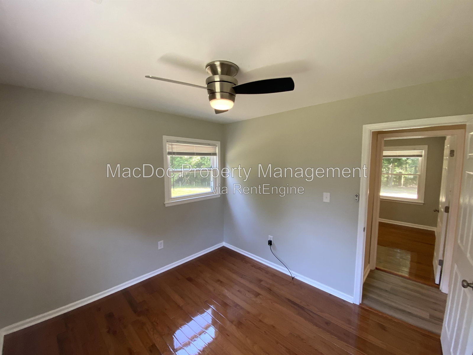 Gallery Image 18