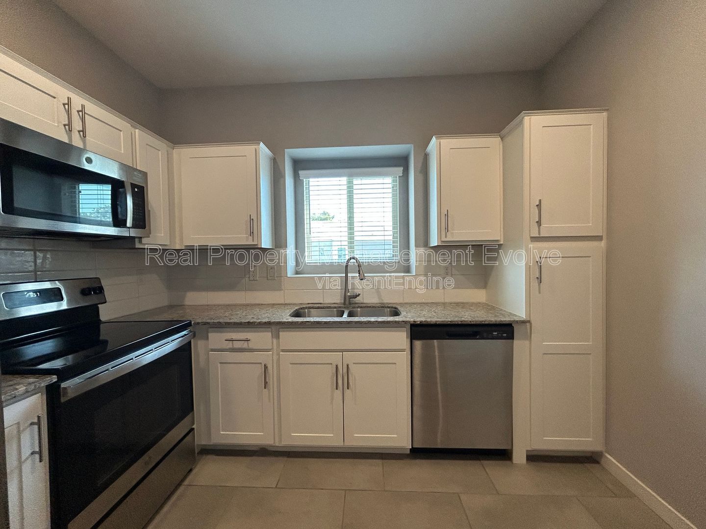 Gallery Image 17