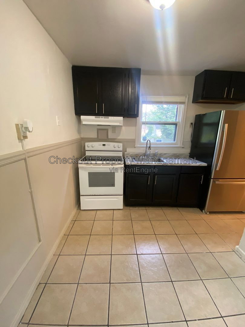 Gallery Image 0