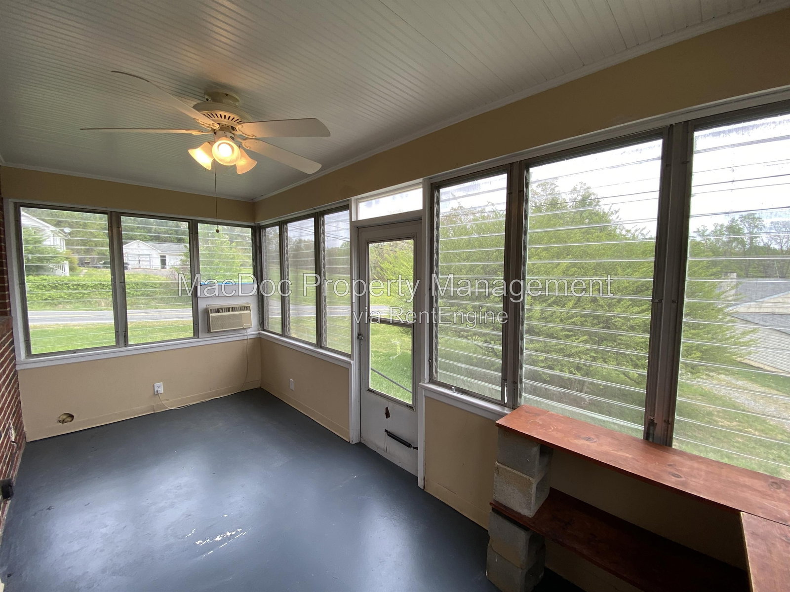 Gallery Image 14