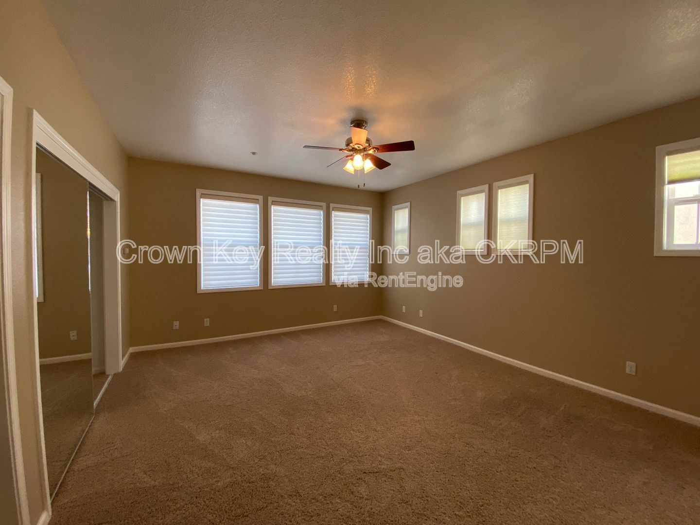 Gallery Image 25