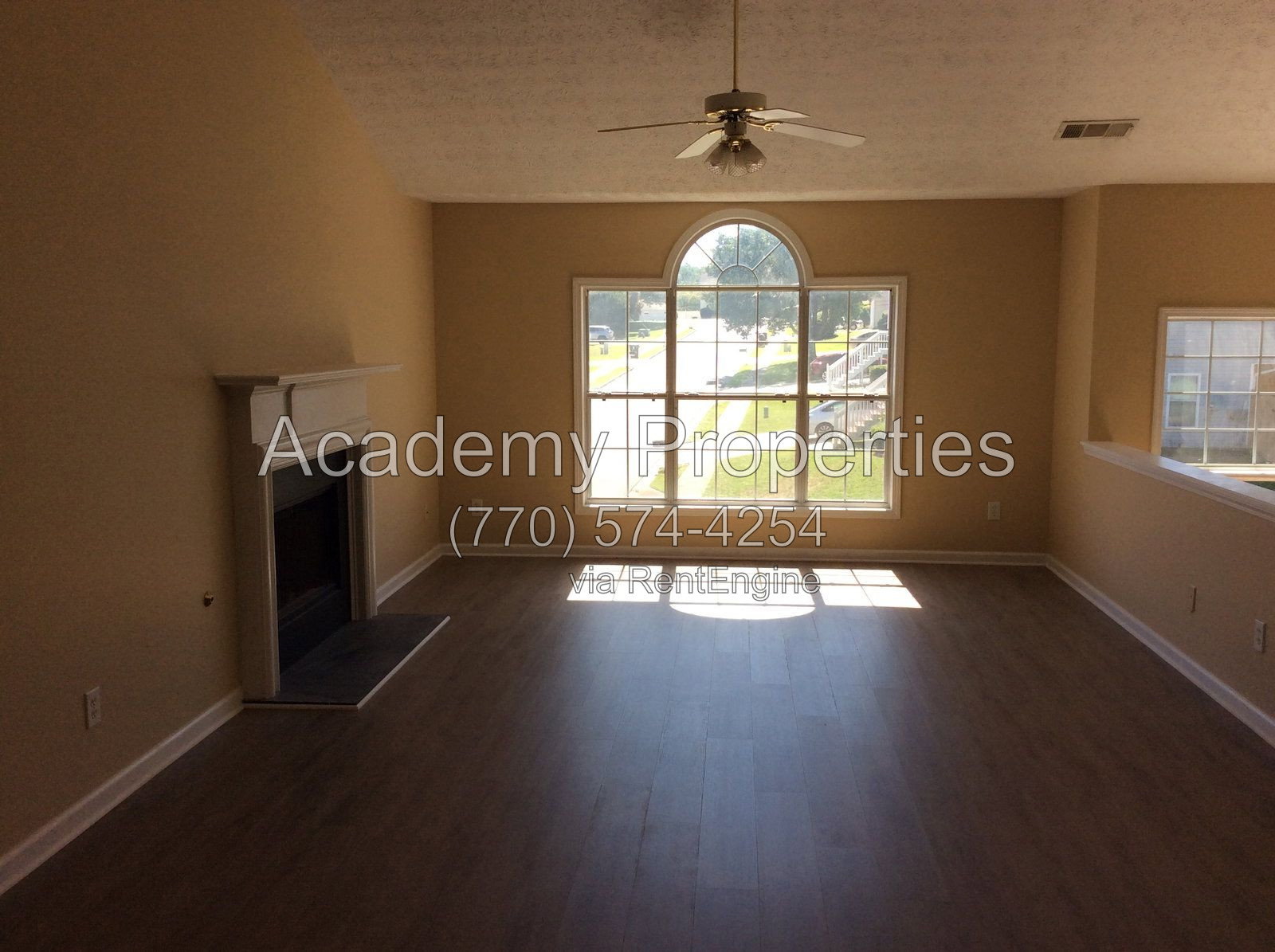 Gallery Image 18