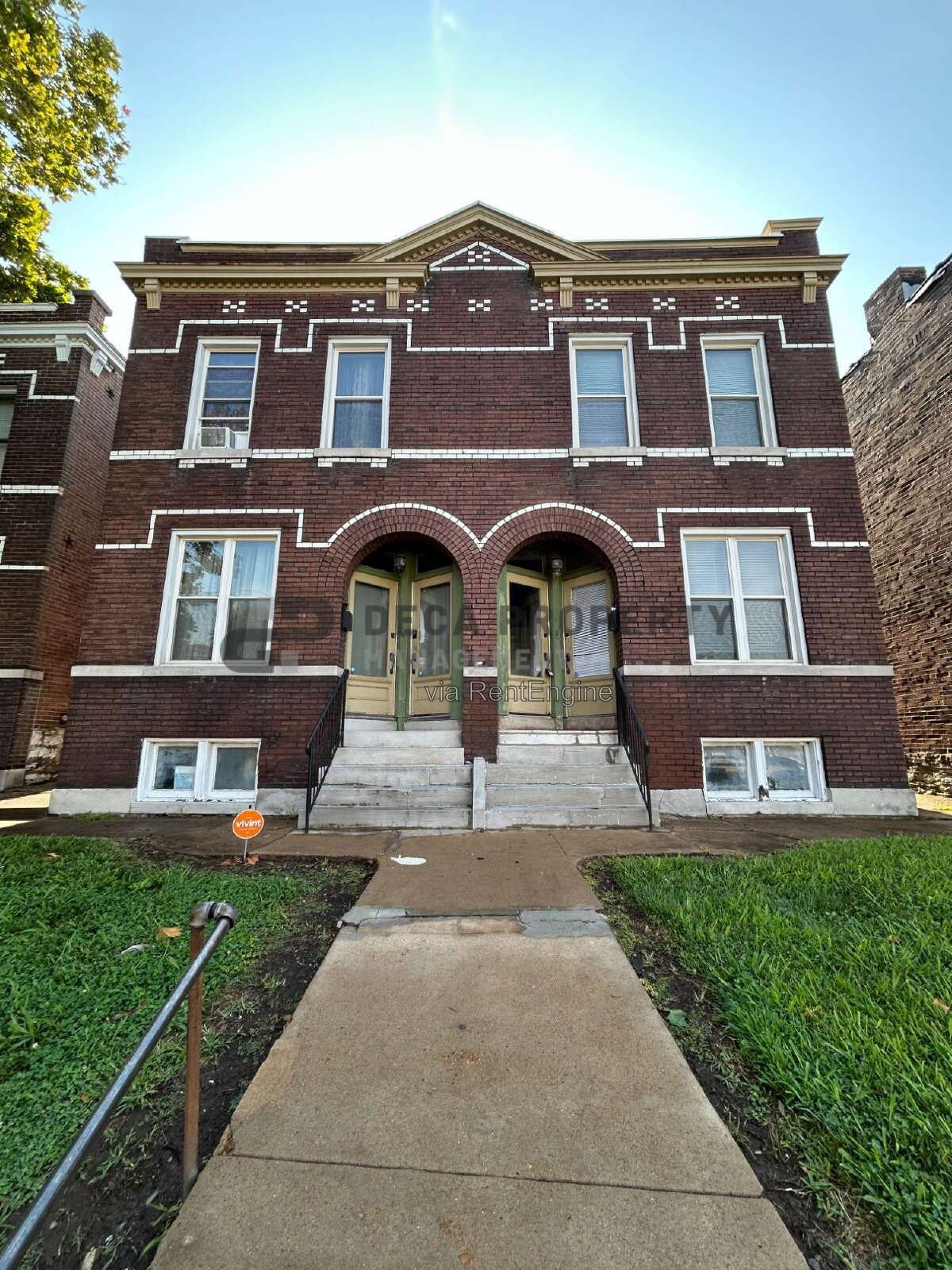 Gallery Image 0