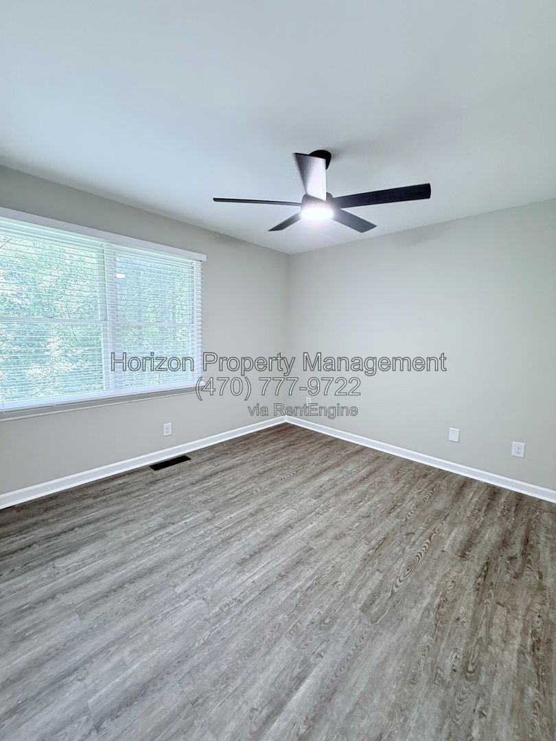 Gallery Image 16