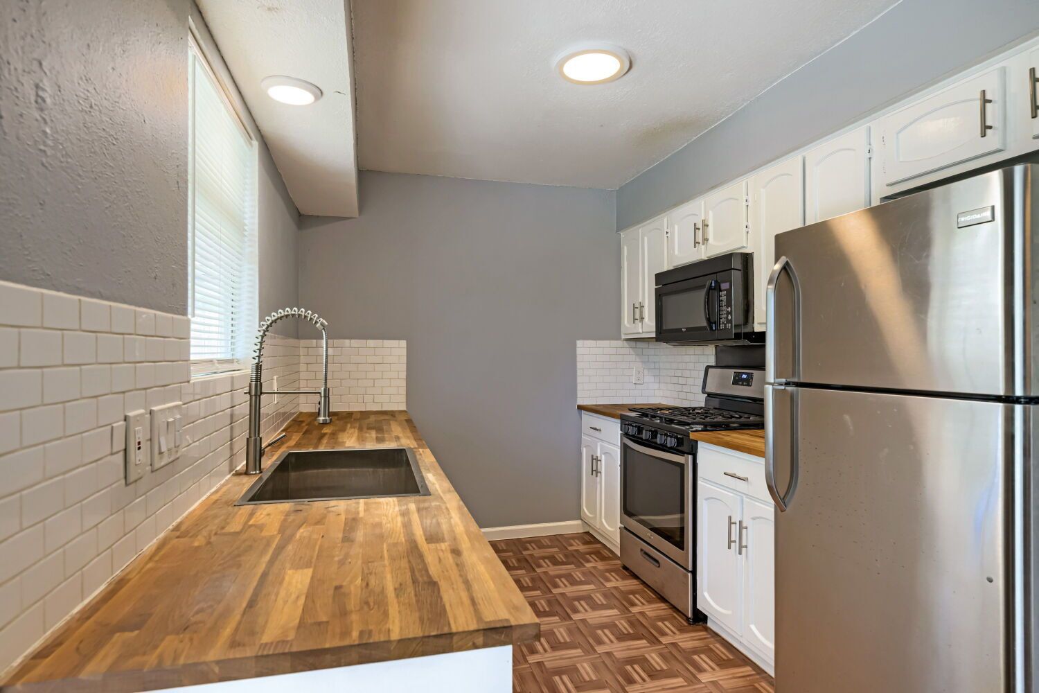 Gallery Image 14